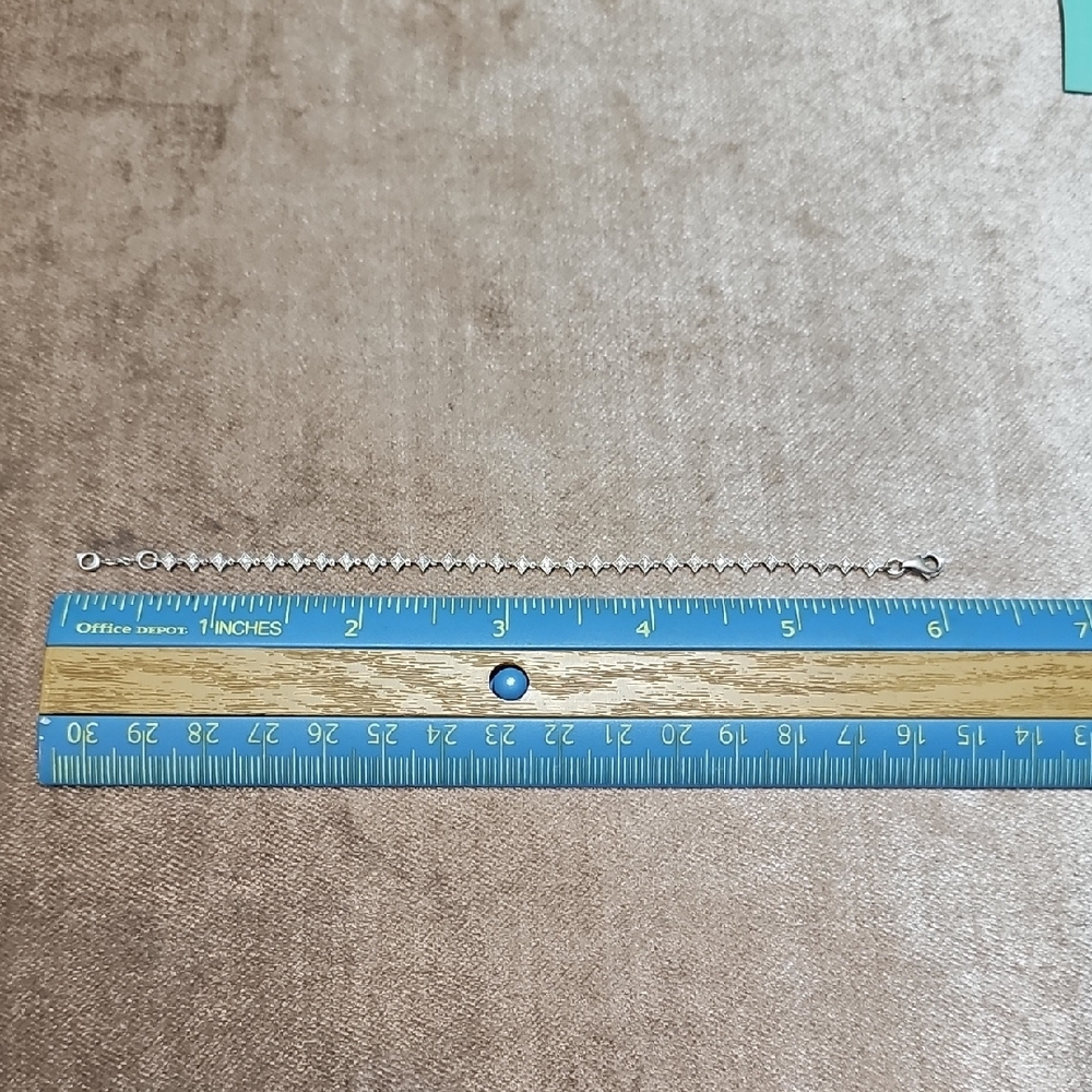 18k Solid White Gold Diamond Tennis Bracelet - Picture 2 of 3